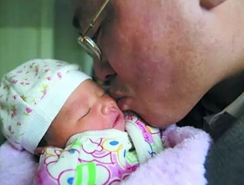 取女儿脐带血移植助力爸爸治疗17年的糖尿病 取女儿脐带血移植助力爸爸治疗17年的糖尿病