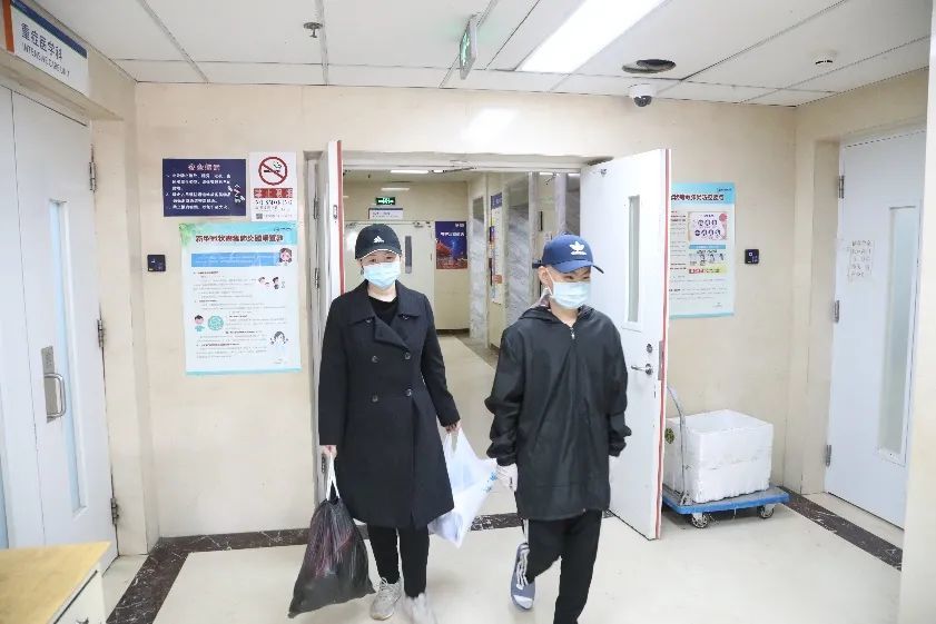 11年前自存脐带血，给“再障”男童二次生命